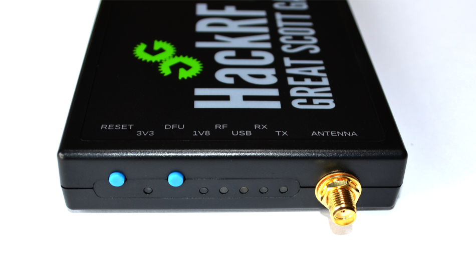 HackRF One with ANT500 Telescopic Antenna - Hak5 HackRF One with ANT500 Telescopic Antenna - Hak5